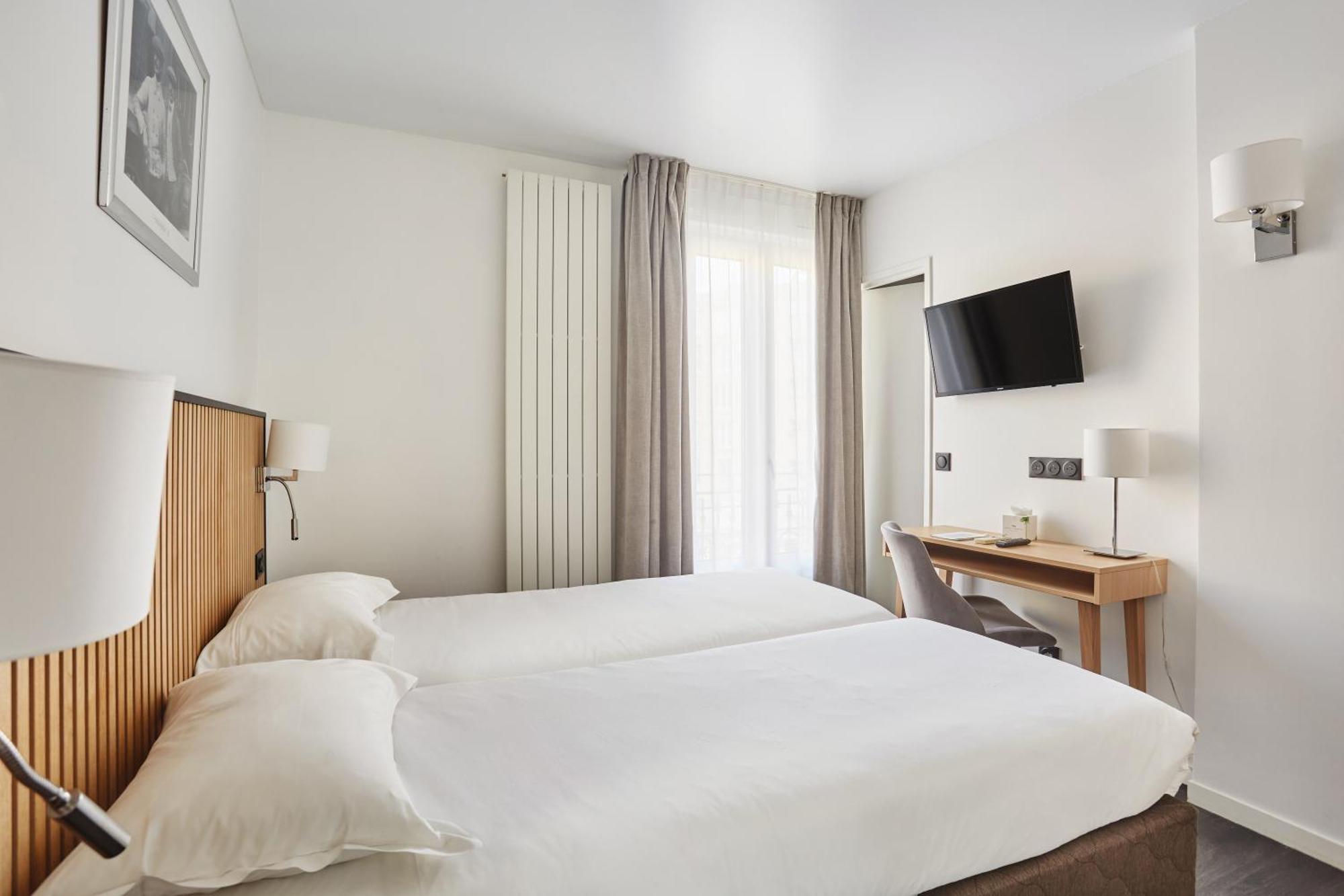 Hotel Gabriel Issy Paris Exterior photo